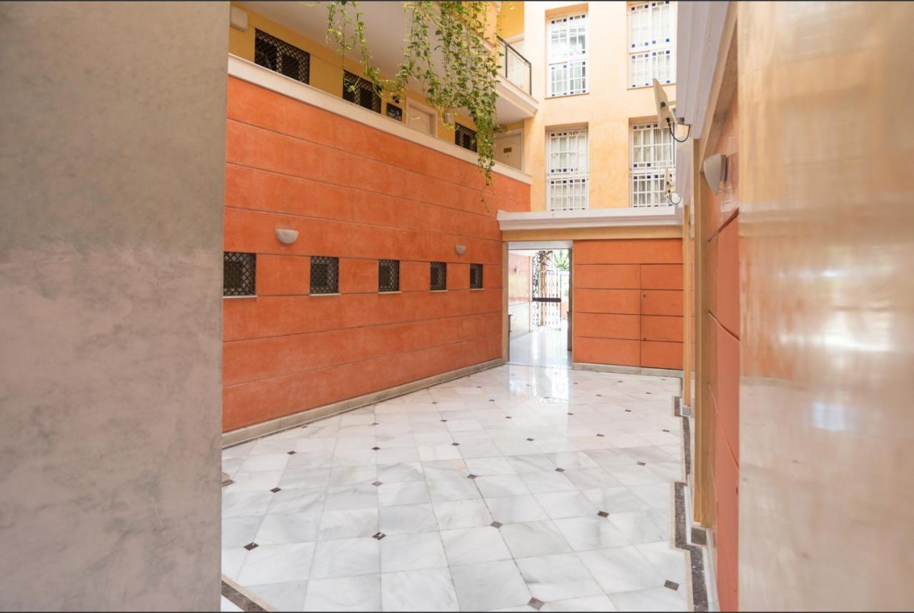 Merced10 2B مالقة المظهر الخارجي الصورة